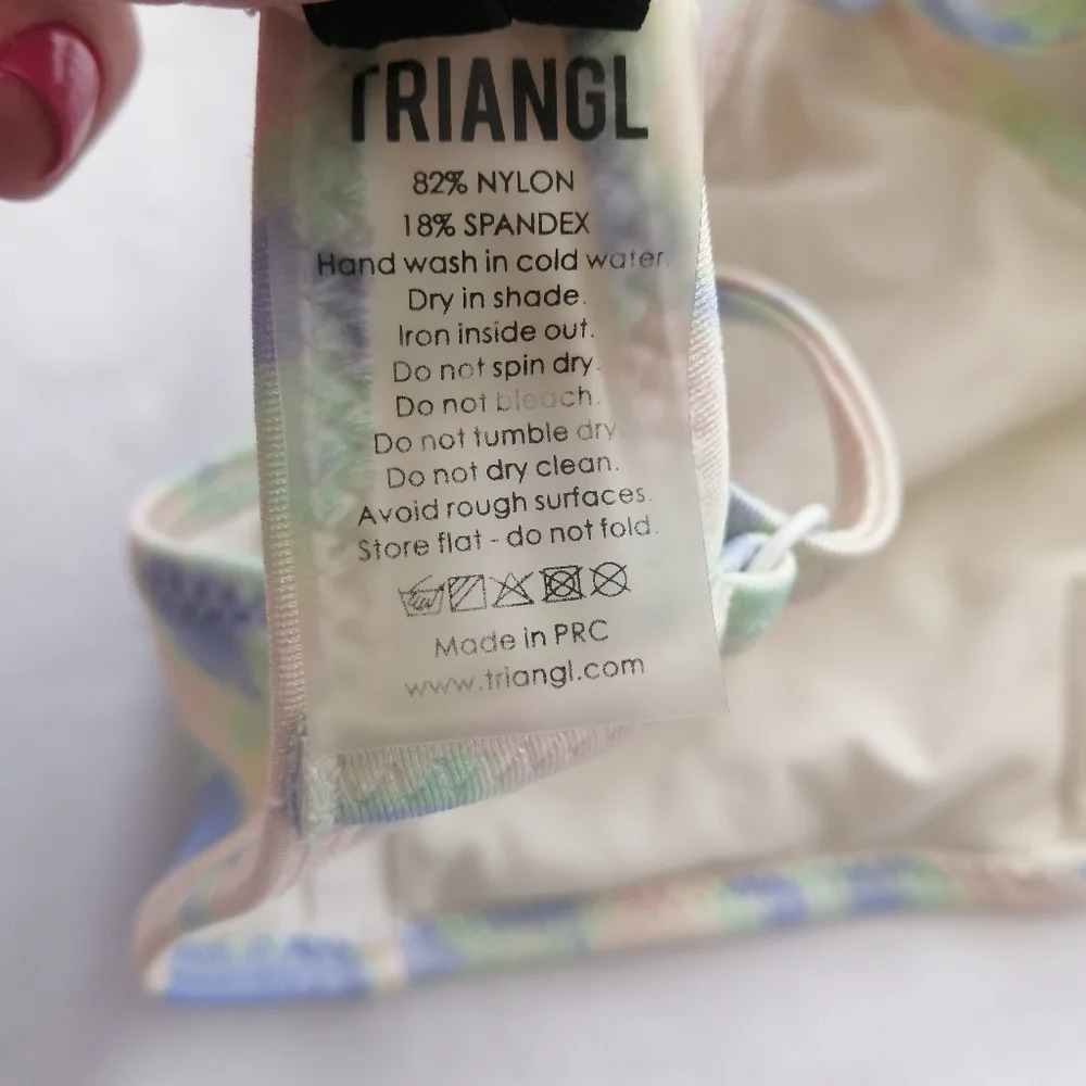 Triangl Swimwear Rina Pastel Tie Dye Swim Bikini Top Small *Top Only* - Picture 14 of 16